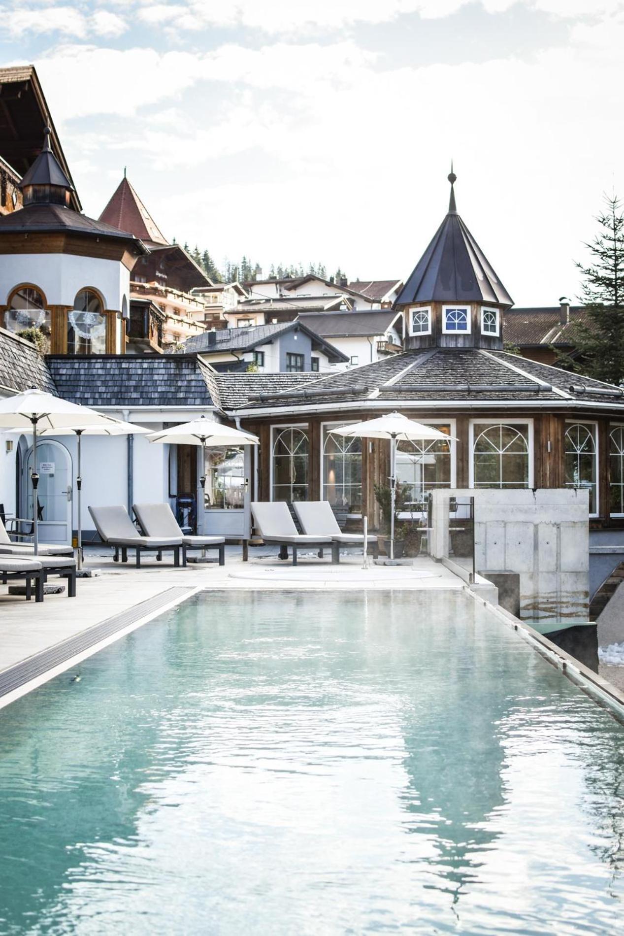 Berghotel Almrausch Berwang Exterior photo